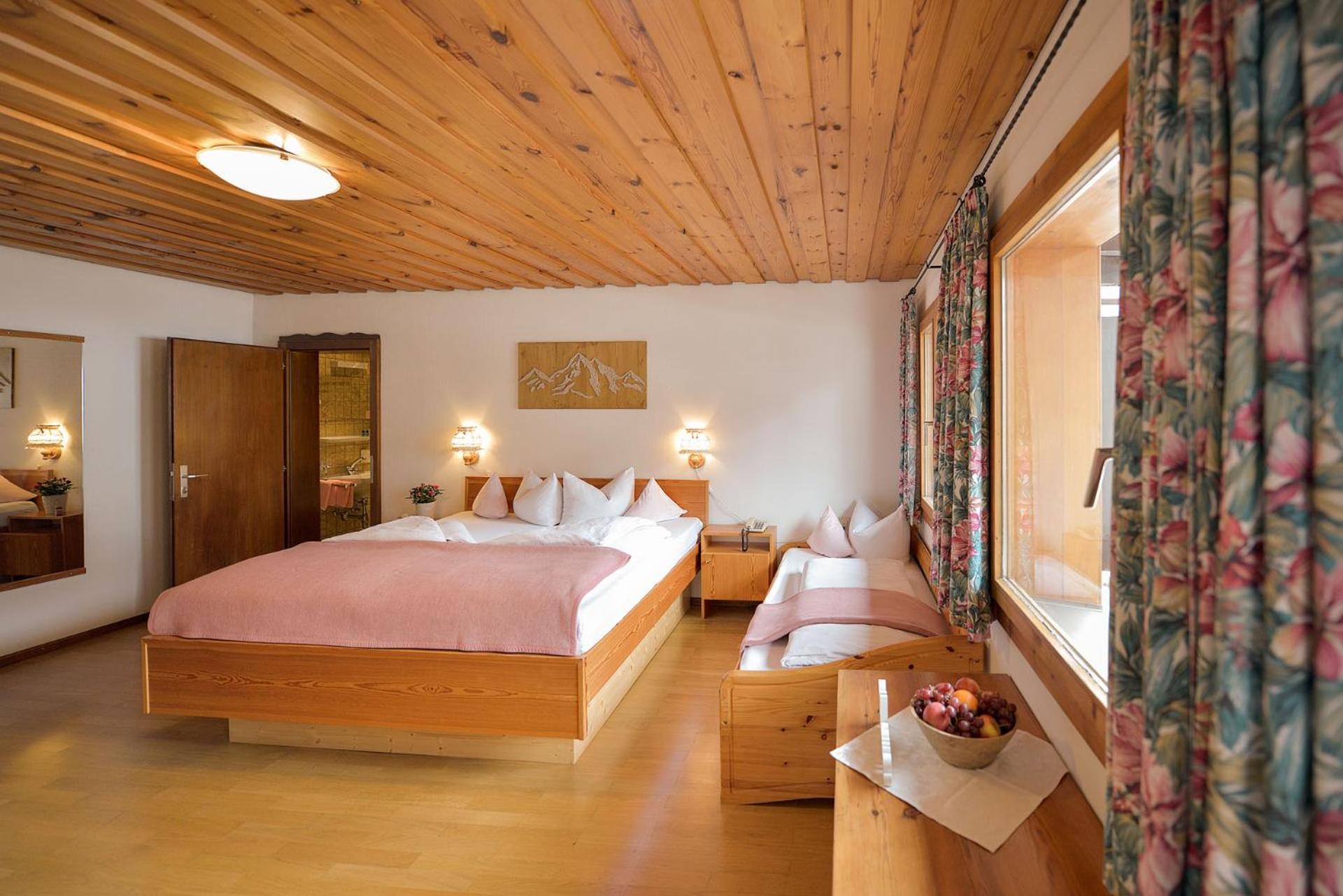 Sonne Hotel